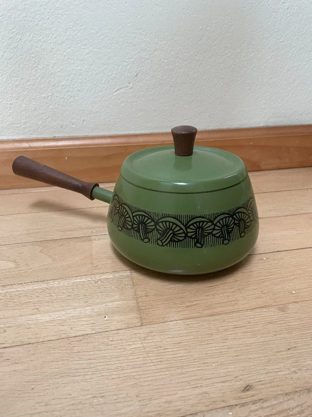 Vintage Fondue Pot